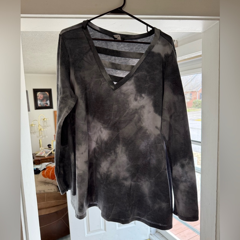 Heimish USA size 3x charcoal grey tye-dye quart sleeve shirt